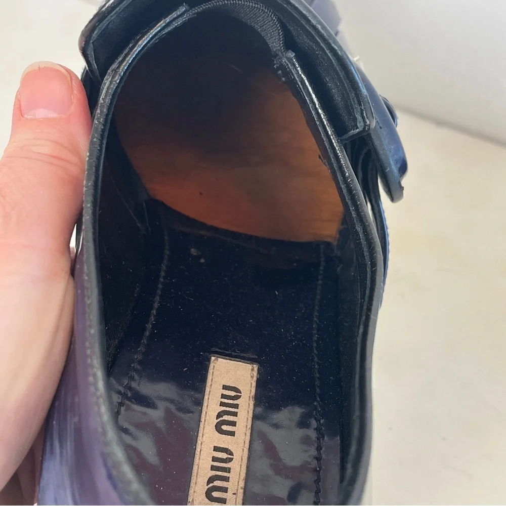 Sz. 10 Miu Miu Navy Loafers with Fringe Detail - Picture 8 of 15